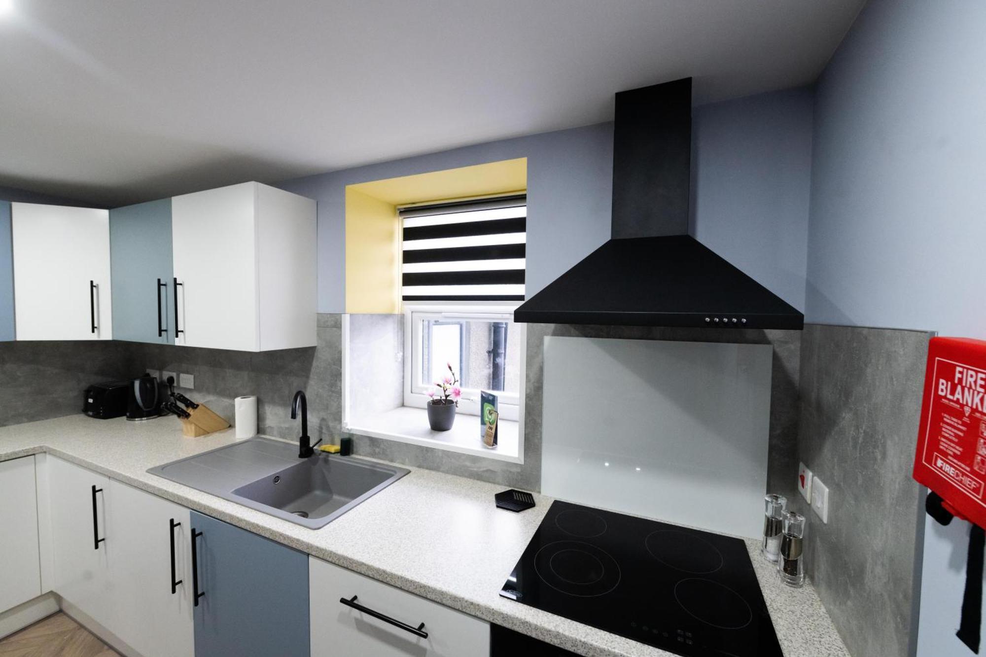Aaron Wise - 51 Fitzhamon Apartments Cardiff Eksteriør billede